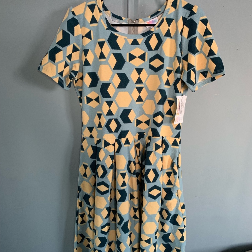 LuLaRoe Amelia Dress